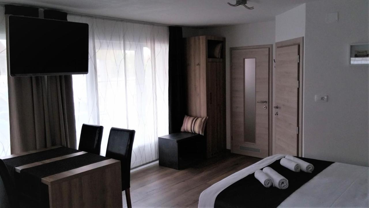 Yellow Dreamhouse Постойна Екстер'єр фото